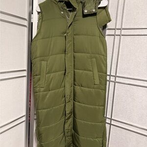 Olive Green Sleeveless Puffer long Vest size S